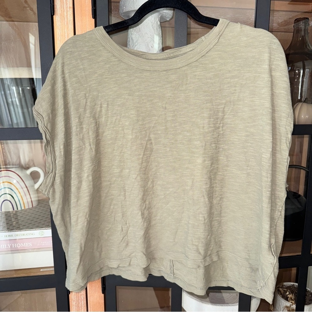 We The Free people tee olive faded green moss cap short sleeve boho loose top - Picture 2 of 8